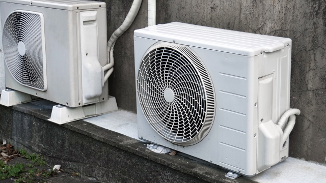 室外機に水をかけると良く冷えるって本当 節電や効率の良い使用方法 ザ ワールド