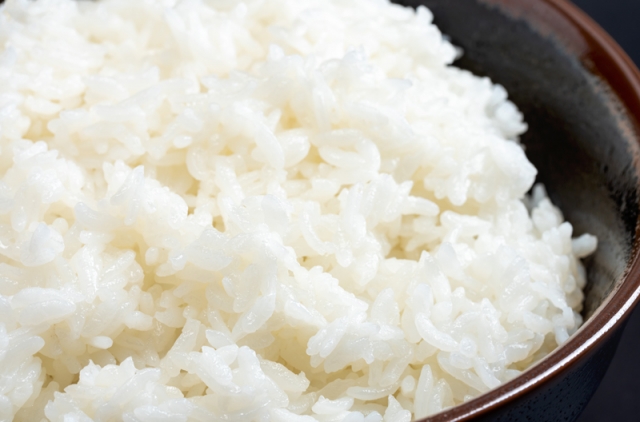 白米 食べ ない 肌